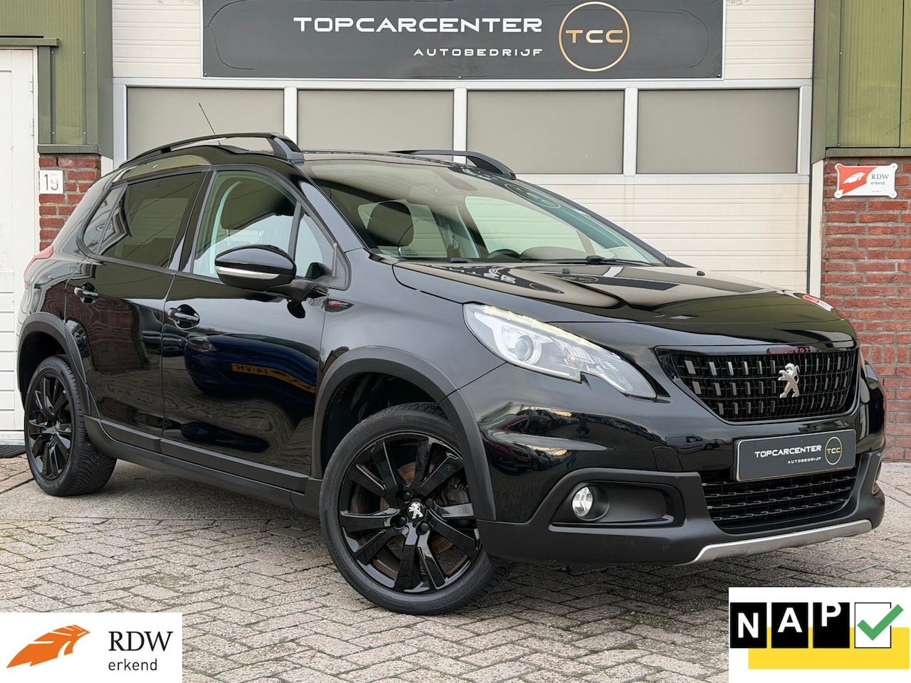 Peugeot 2008 - 1.2 PureTech GT-line/PANO/TREKH/CAMERA/APK/NAP - AutoWereld.nl