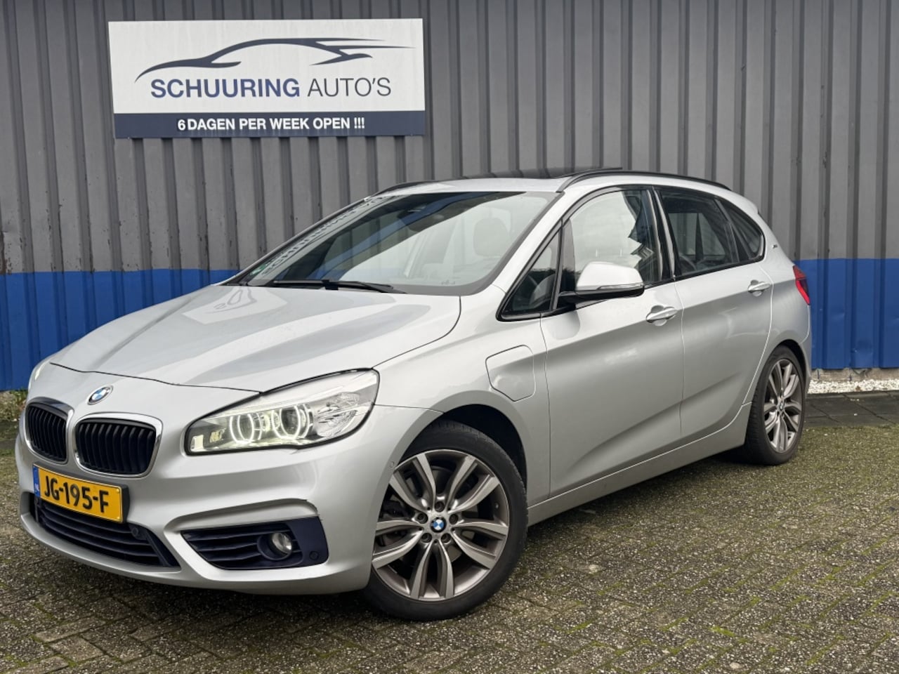 BMW 2-serie Active Tourer - 225xe Sport Hybride/Navi/Pano/HUD/etc - AutoWereld.nl
