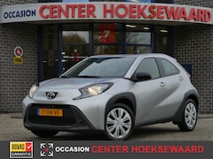 Toyota Aygo X - 1.0 VVT-i MT Play | Camera | Carplay | Cruise | Dab+ |