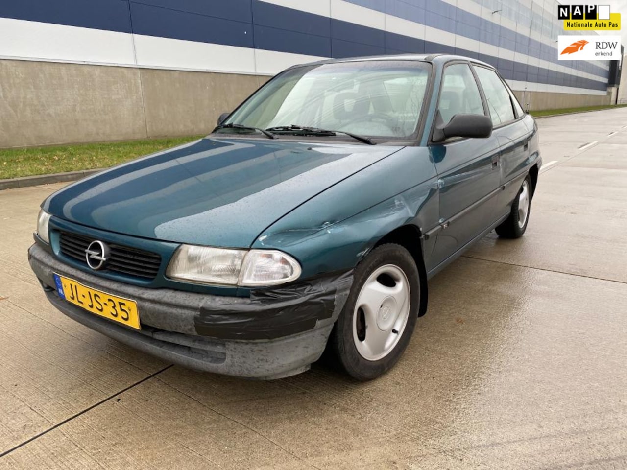 Opel Astra - 1.6i GL AUTOMAAT/NAP/APK10-26 - AutoWereld.nl