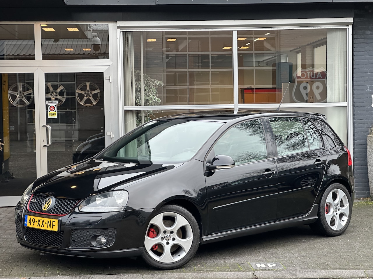 Volkswagen Golf - 2.0 TFSI GTI 60 CLIMA / CRUISE / LEDER / VERW BUITENSPIEGELS - AutoWereld.nl