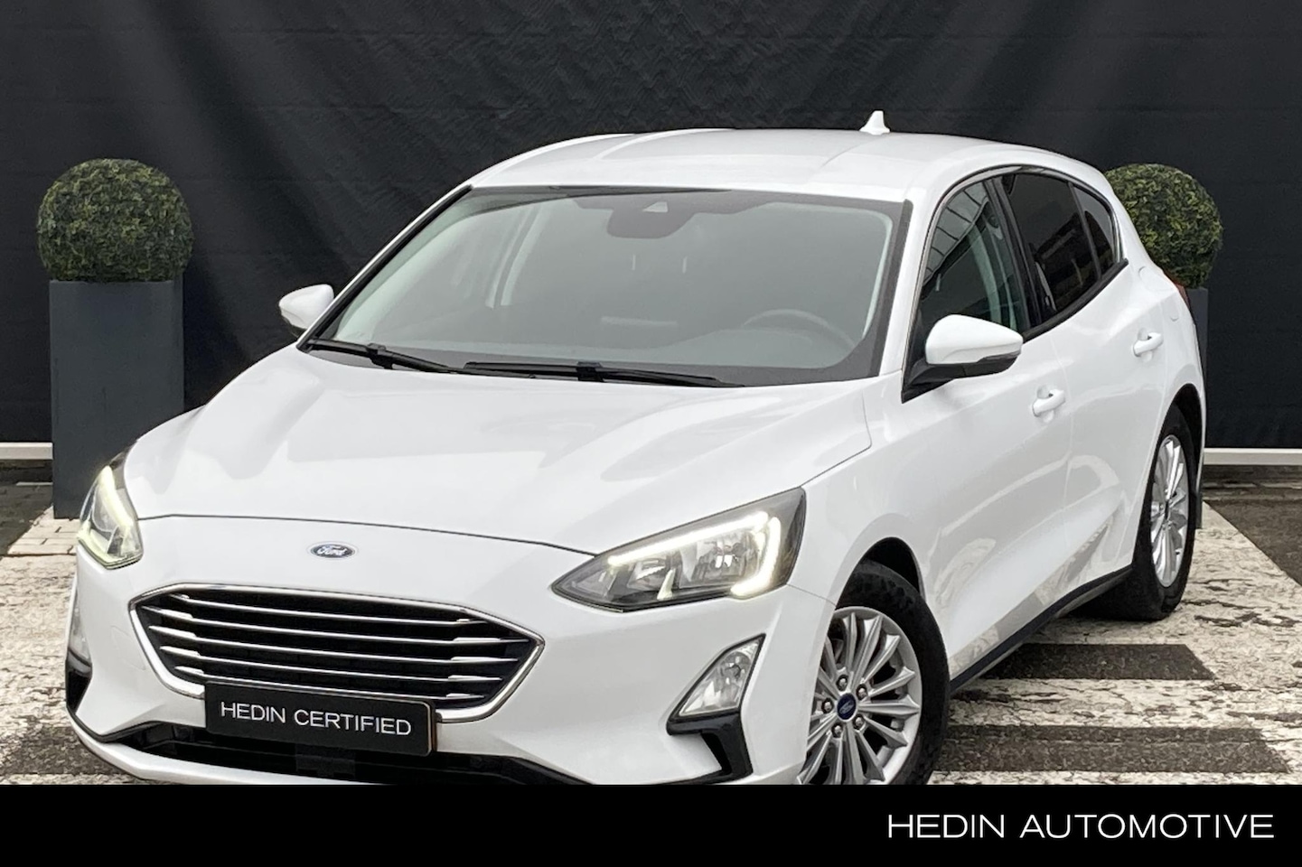 Ford Focus - 1.0 EcoBoost Titanium Business 125pk | Camera | Navigatie | Adaptive Cruise Control - AutoWereld.nl