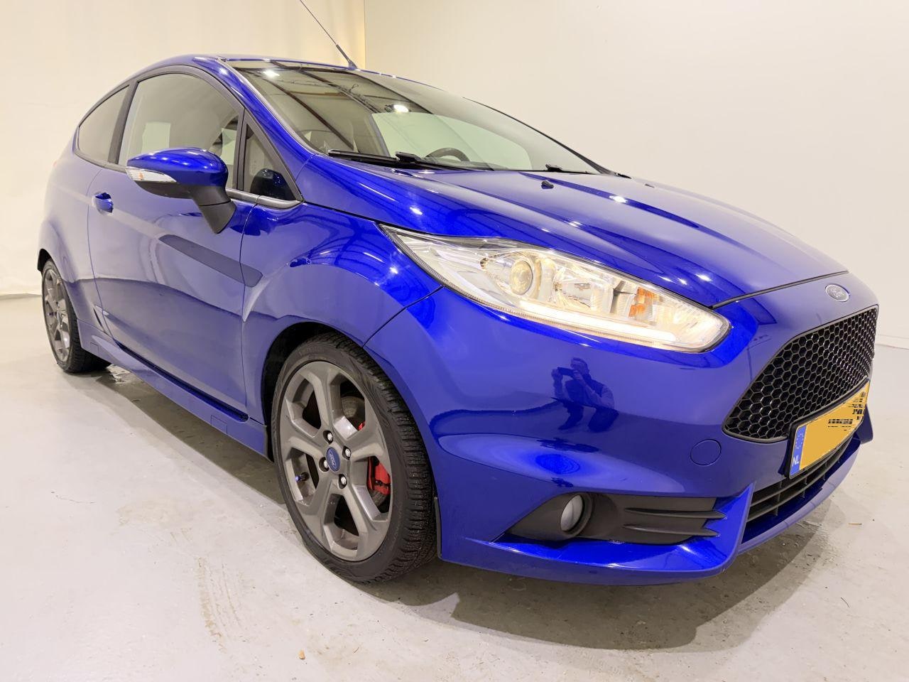 Ford Fiesta - 1.6 ST2 180PK Navi/Clima - AutoWereld.nl