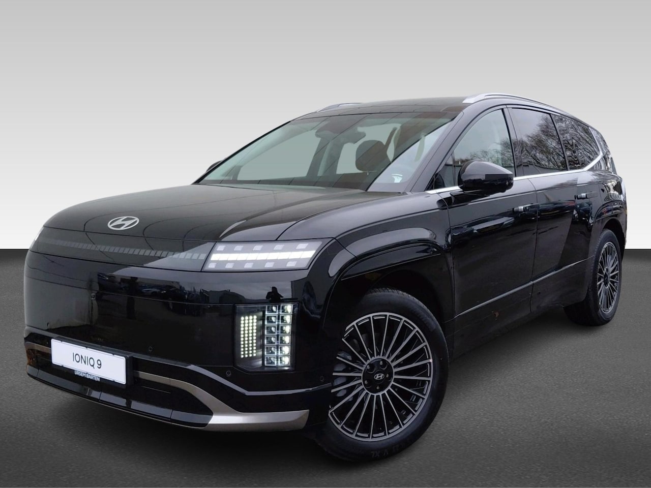 Hyundai IONIQ 9 - Lounge AWD 7p. 110.3 kWh VAN €80.990 VOOR €79.490 - AutoWereld.nl