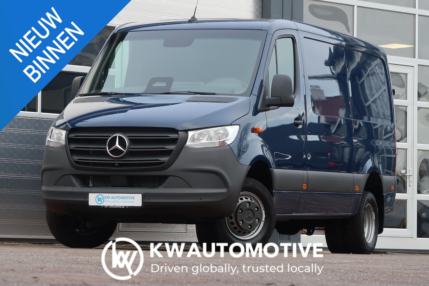 Mercedes-Benz Sprinter - 519 1.9 CDI L2H1 AUT/ N2/ 5T/ ACC/ CAMERA/ MBUX GR/ TREKHAAK - AutoWereld.nl