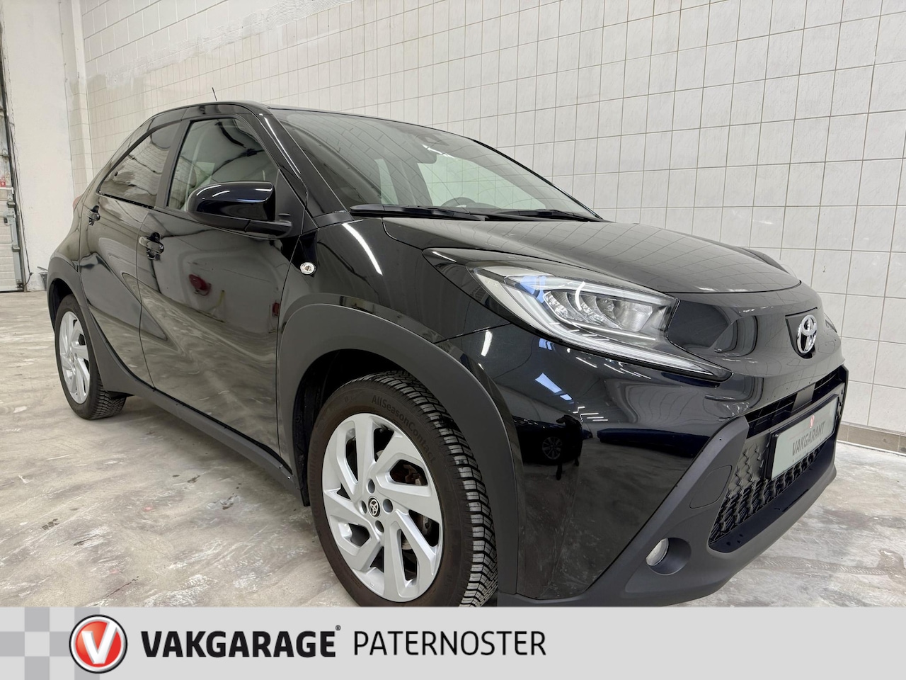 Toyota Aygo X - 1.0 VVT Carplay / Stuur & Stoel Verwarming / 17 inch - AutoWereld.nl