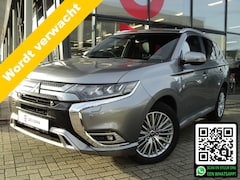Mitsubishi Outlander - 2.4 PHEV Instyle | 4WD | 240 PK | DEALER ONDERHOUDEN | TREKHAAK | 1.500 KG TREKGEWICHT |
