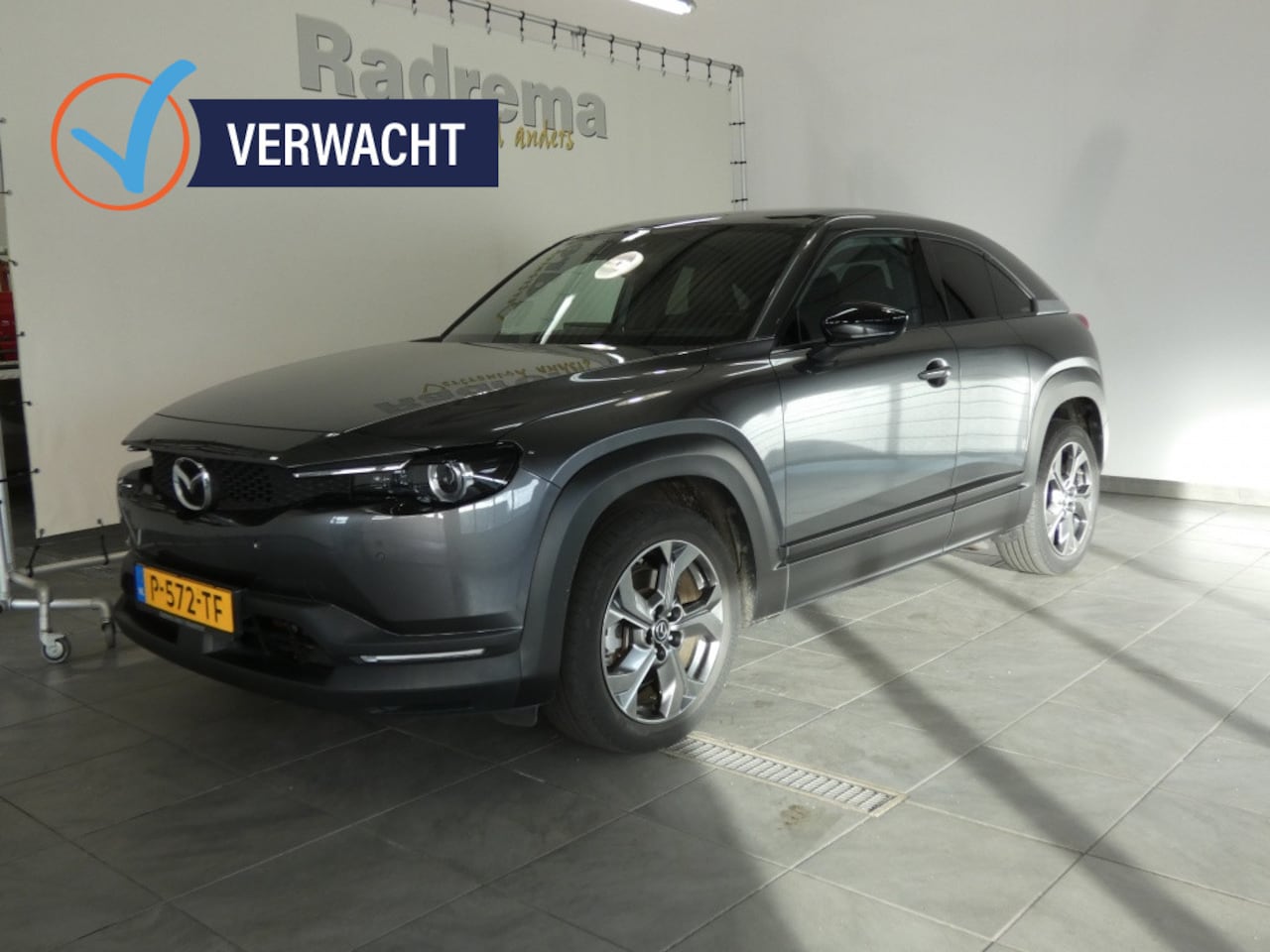 Mazda MX-30 - e-SkyActiv 145 Luxury Full Option Sunroof Bose Camera - AutoWereld.nl