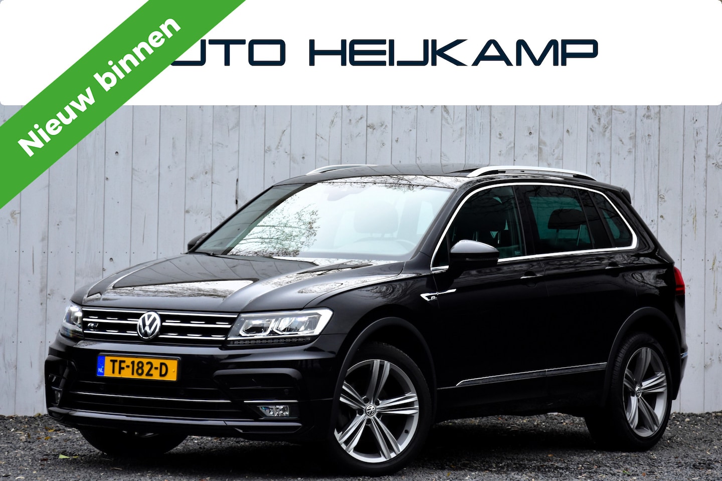 Volkswagen Tiguan - 1.4 TSI 4Motion Highline Business R-Line | Pano-dak | Virtual | Trekhaak | NL-Auto | - AutoWereld.nl