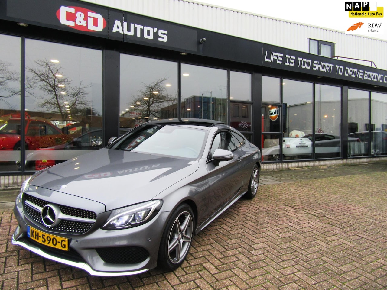 Mercedes-Benz C-klasse Coupé - 200 AUT AMG 2016 NAV PANO LEER - AutoWereld.nl