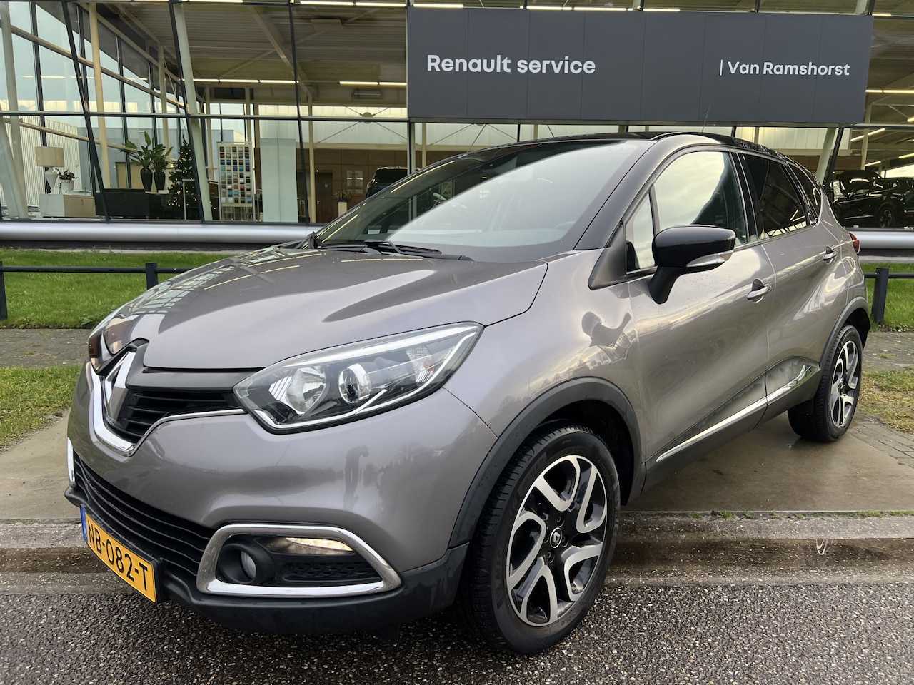 Renault Captur - 0.9 TCe Dynamique / Dealer onderhouden / Trekhaak / Camera / Cruise / - AutoWereld.nl