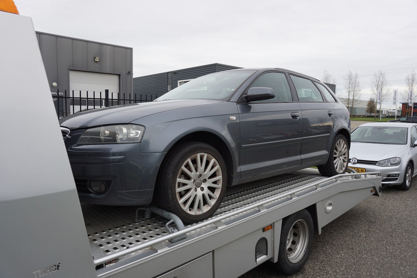 Audi A3 Sportback - 2.0 FSI Ambition KAPOTTE DISTRIBUTIERIEM - AutoWereld.nl