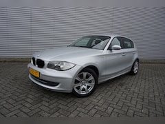BMW 1-serie - 118i Business Line Airco / Lm velgen / Mistlampen