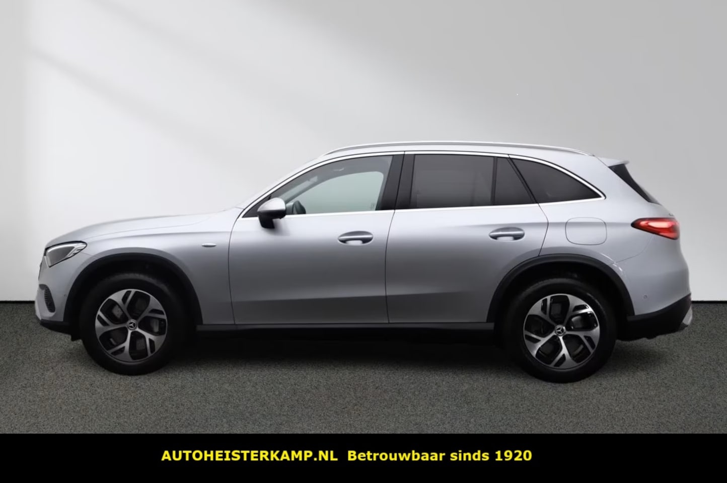 Mercedes-Benz GLC-klasse - 300de 4MATIC Plug-in Hybrid Avantgarde Memory Trekhaak LED Keyless-Go Stuurverwarming Stoe - AutoWereld.nl