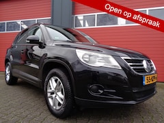 Volkswagen Tiguan - 1.4 TSI Comfort&Design 150Pk Clima Cruise LMV LEER Trekhaak NL-Auto