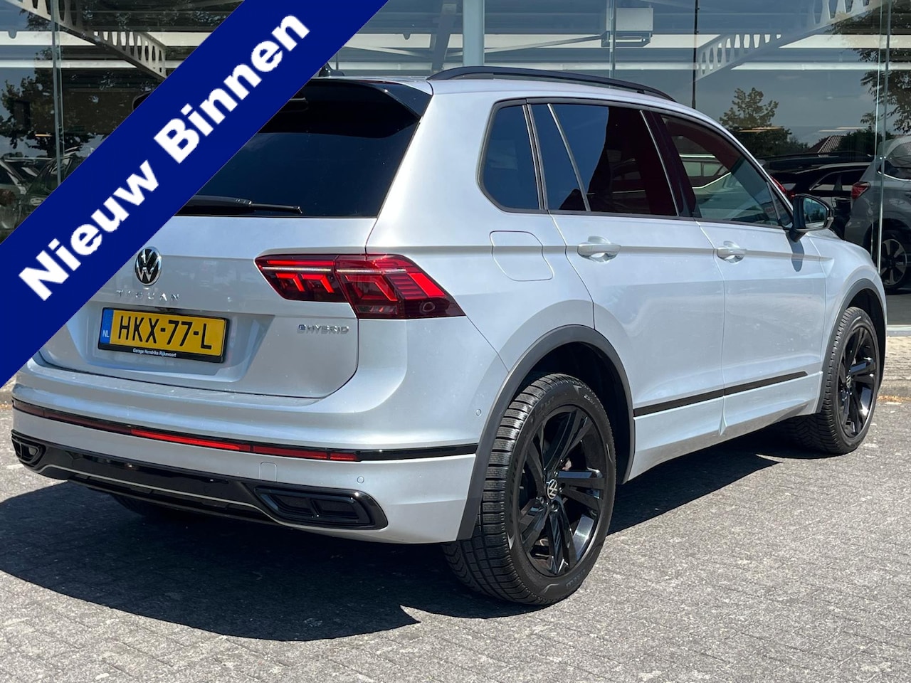 Volkswagen Tiguan - 1.4 TSI eHybrid PHEV R-Line Business+ | LED Matrix | Camera | Adaptive CC | Black Pack | ( - AutoWereld.nl
