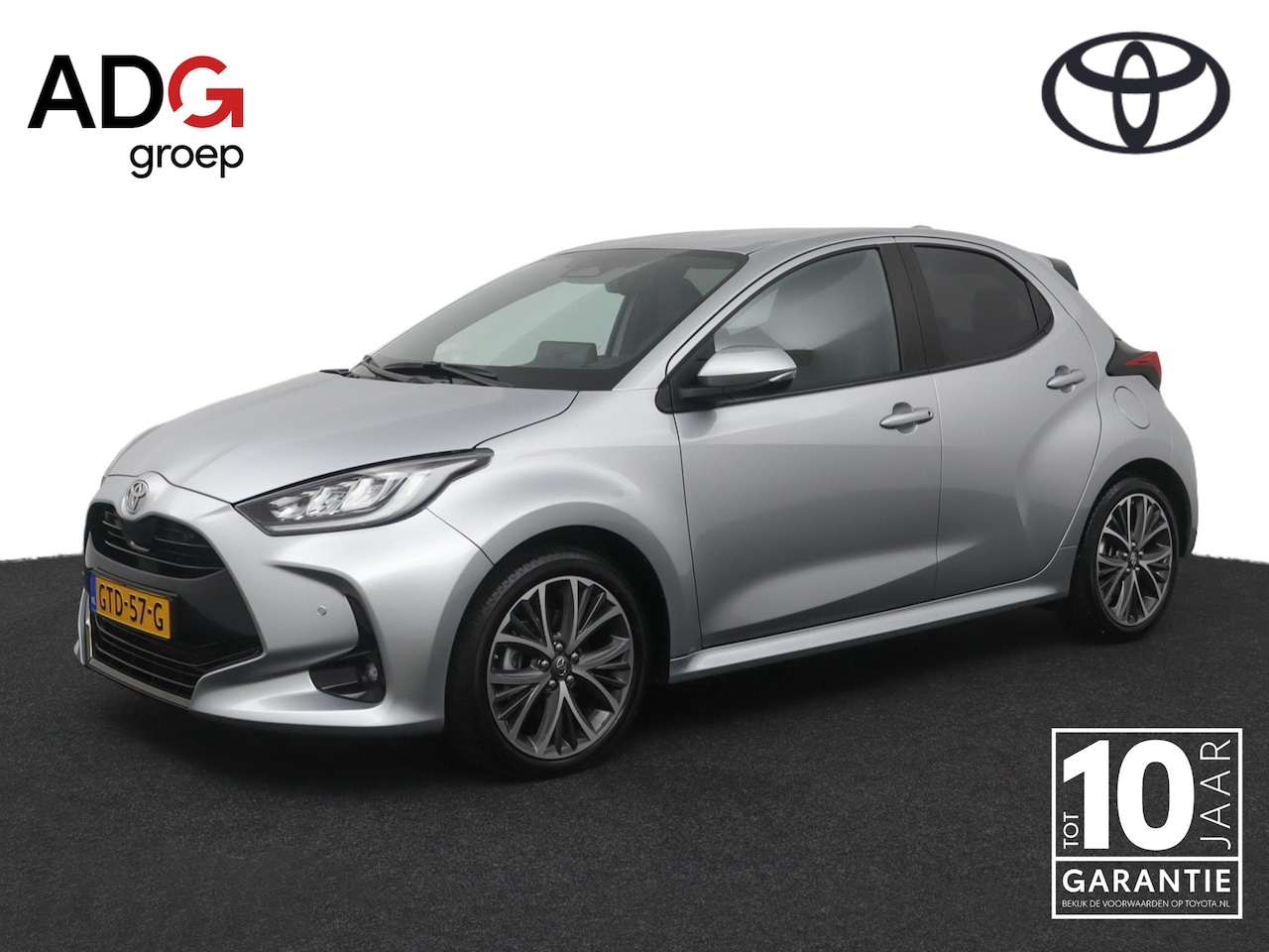 Toyota Yaris - 1.5 Hybrid 130 Executive | Stuur en stoelverwarming | Stof - Leder | Parkeersensoren | 17 - AutoWereld.nl