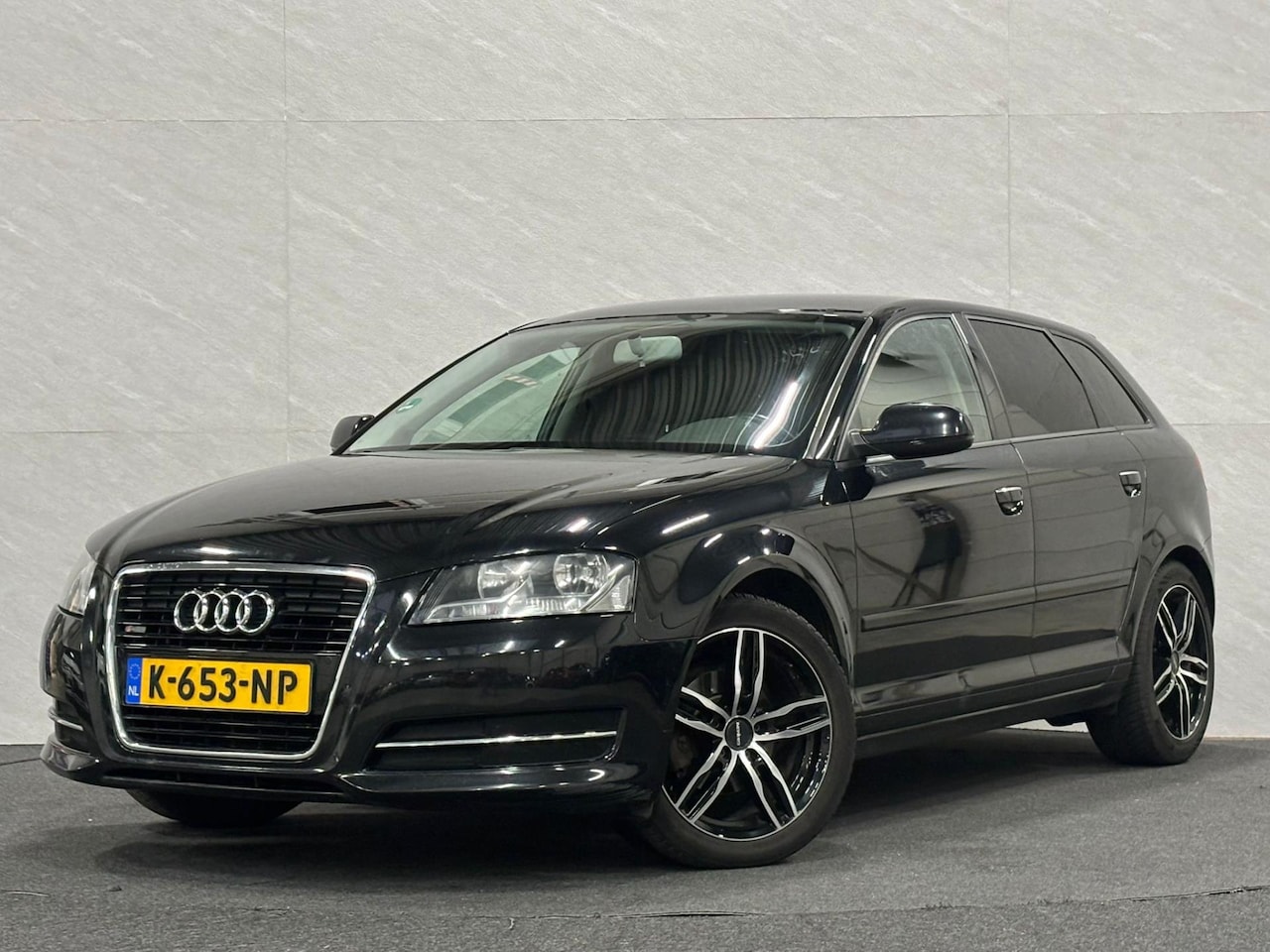 Audi A3 Sportback - 1.2 TFSI Attraction Pro Line Clima Cruise Pdc - AutoWereld.nl