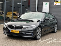 BMW 5-serie - 520i Corporate Lease High Executive/LEDER/CAMERA/NAVI/NL-AUTO NAP