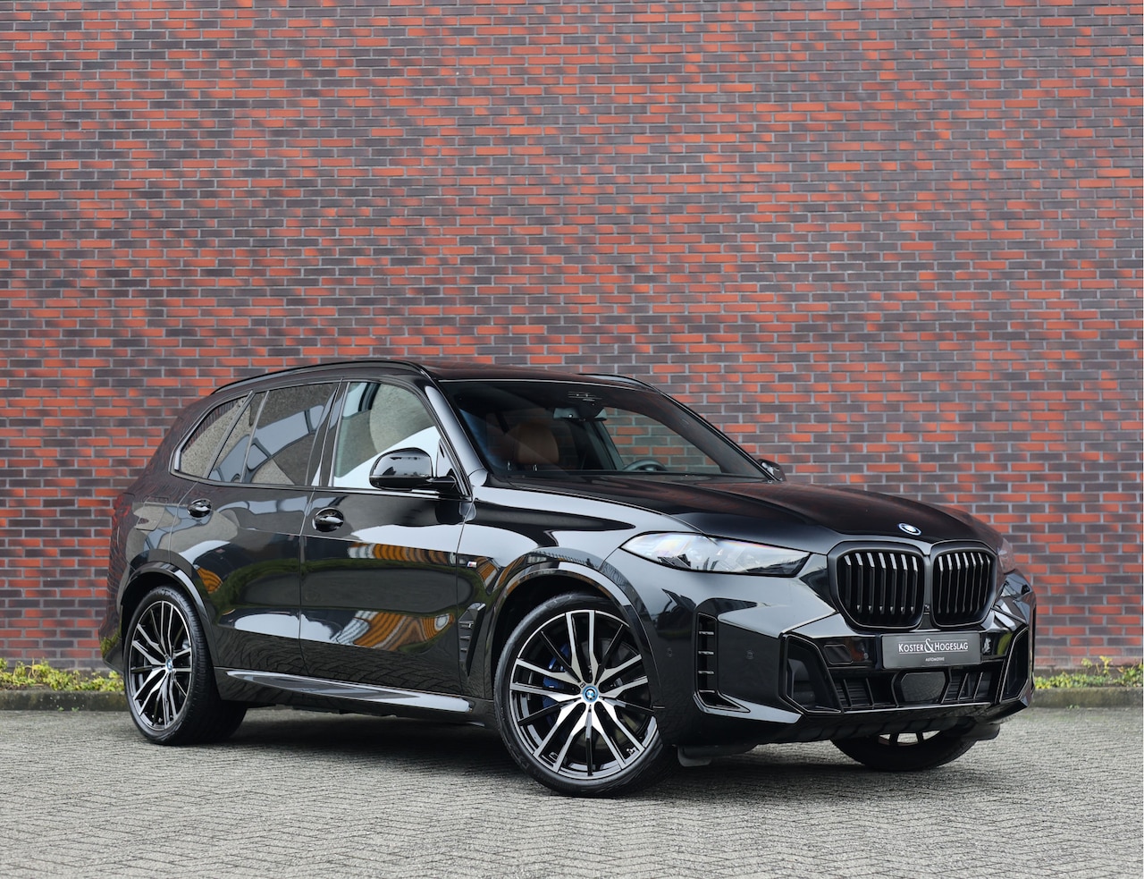BMW X5 - 50e xDrive | Pano - Massage - Trekhaak - AutoWereld.nl