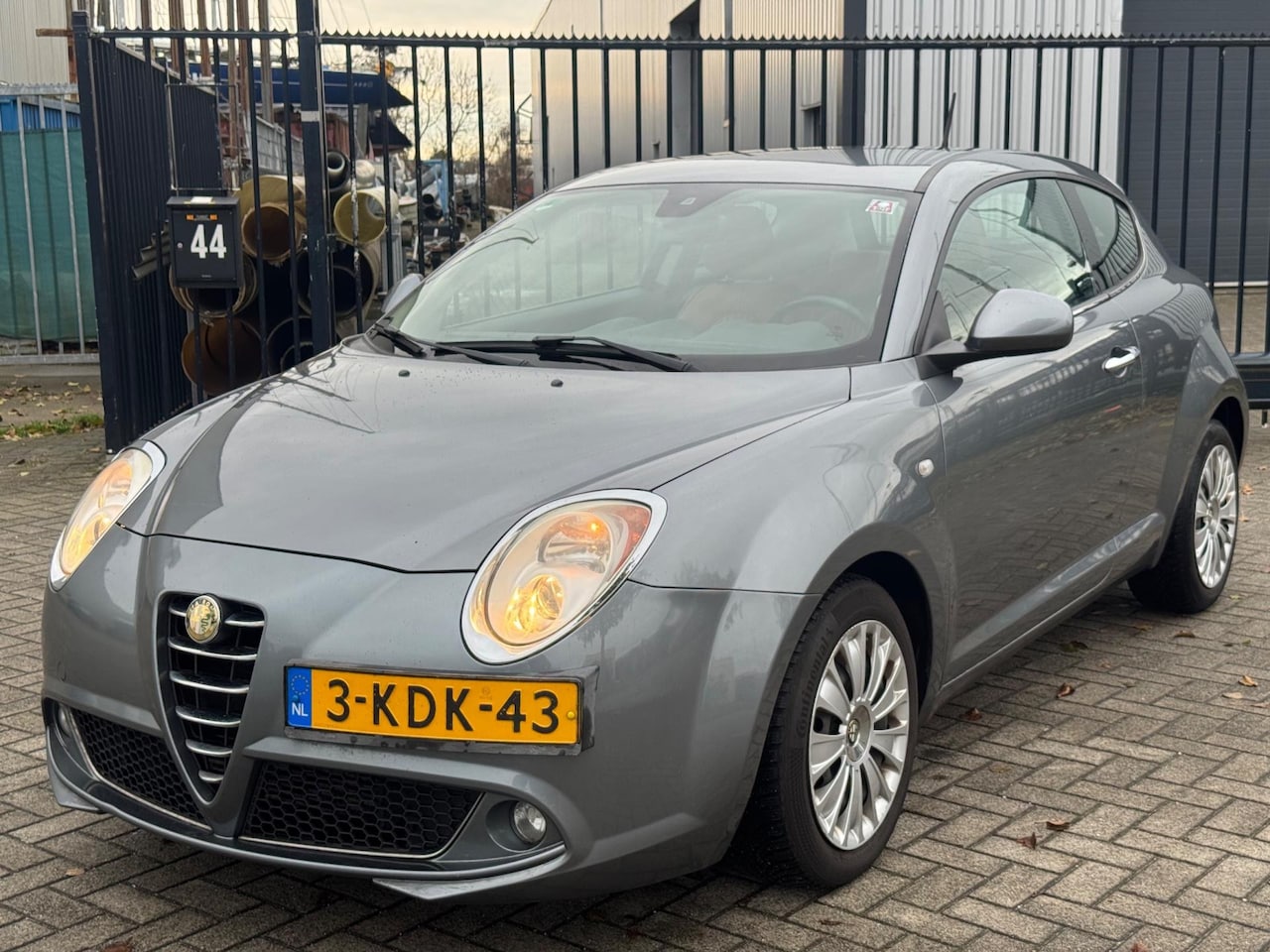 Alfa Romeo MiTo - 1.3 JTDm ECO Distinctive Navi Clima Leer - AutoWereld.nl