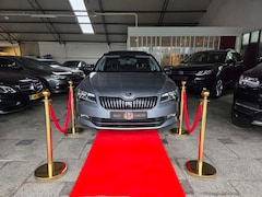 Skoda Superb - 1.6 TDI AUT PANORAMA NAVI LED FULL 2018
