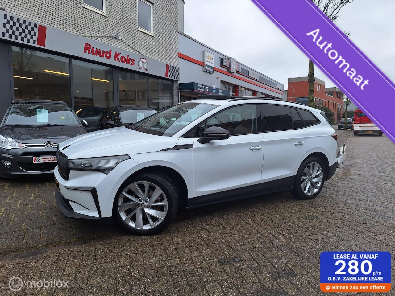 Skoda Enyaq iV - 60 / Panoramadak / Trekhaak / - AutoWereld.nl