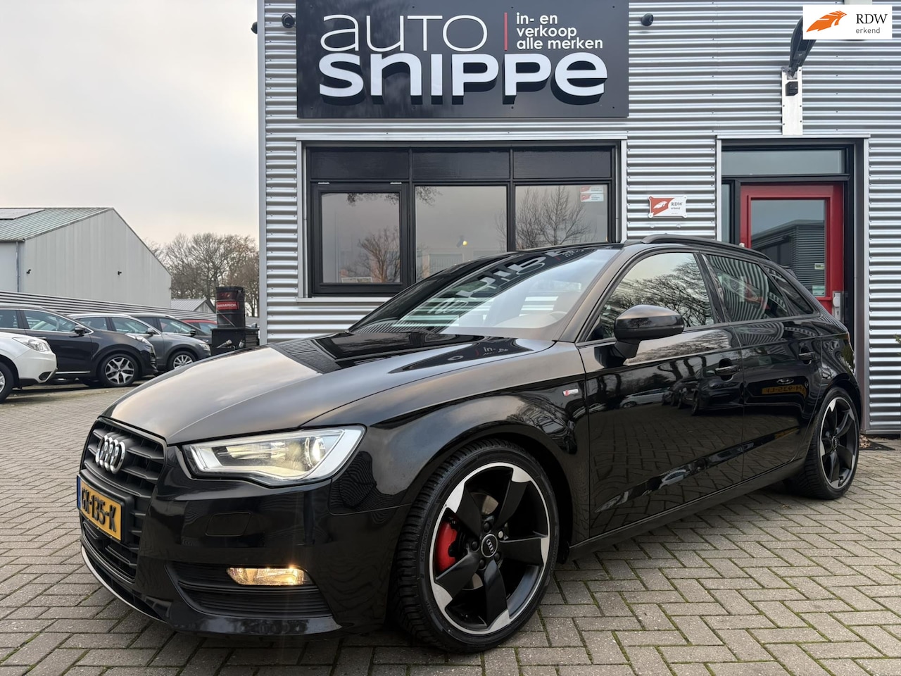 Audi A3 Sportback - 1.4 TFSI Ambition Pro Line S -5DRS.-AUTOMAAT-CLIMA-STOELVERWARMING-2 X S-LINE-LEDER/ALCANT - AutoWereld.nl