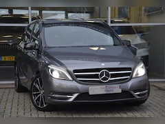 Mercedes-Benz B-klasse - 180 Ambition Aut. Leder AMG Led Nav. Trekhaak