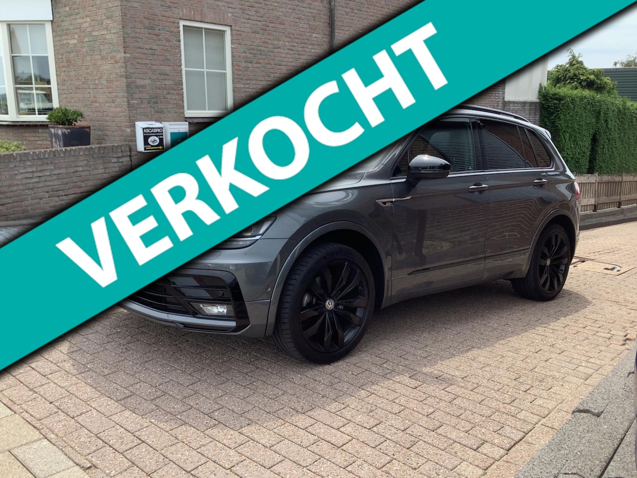 Volkswagen Tiguan - 2.0 TSI 4Motion Highline Business R 2.0 TSI 4Motion Highline Business R 300 pk - AutoWereld.nl