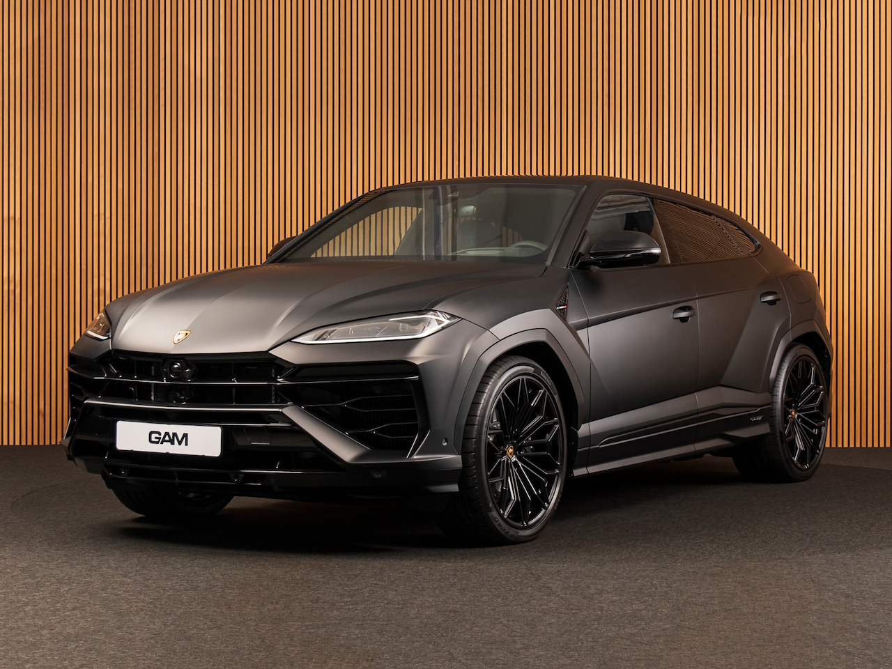 Lamborghini Urus - 4.0 V8 Hybrid SE 23" I STYLE PACK I ANIMA I SUNBLINDS I SPORTIVO - AutoWereld.nl