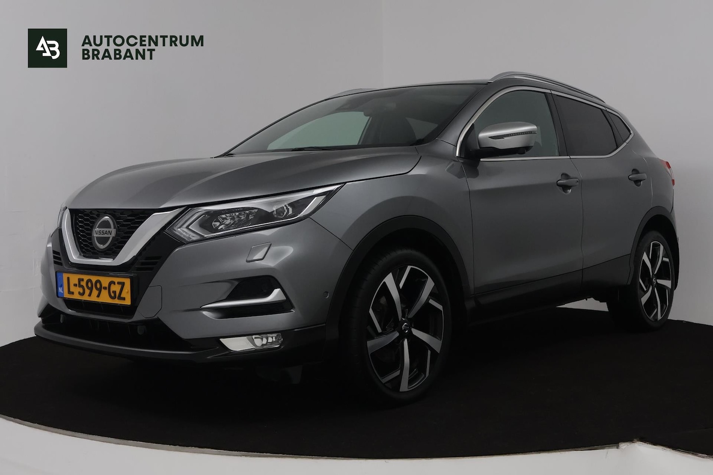 Nissan Qashqai - 1.3 DIG-T Tekna + (PANORAMADAK, TREKHAAK, CAMERA, STOELVERWARMING, ELEKTR STOELEN, PARKEER - AutoWereld.nl