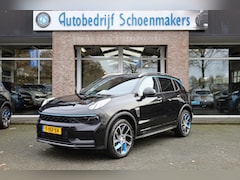 Lynk & Co 01 - 1.5 261PK MY23 ZWARTE-HEMEL ROLHOES MY23 360-CAMERA PANO/SCHUIF INFINITY DAB NAVI CARPLAY
