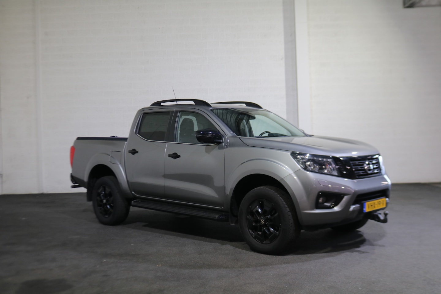 Nissan Navara - 2.3 dCi New N-Guard 4x4 3.500kg Trekhaak (Wordt verwacht) - AutoWereld.nl
