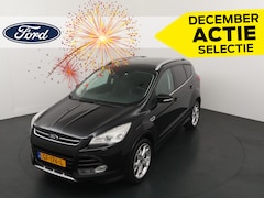Ford Kuga - 1.6 EcoBoost 150 pk Titanium Plus | 2.000kg trekgewicht | Xenon | Half leer | Navi | Voorr