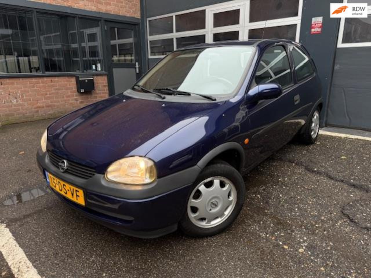 Opel Corsa - 1.2i-16V CDX 1.2i-16V CDX - AutoWereld.nl