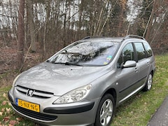 Peugeot 307 Break - 2.0-16V XT Pack