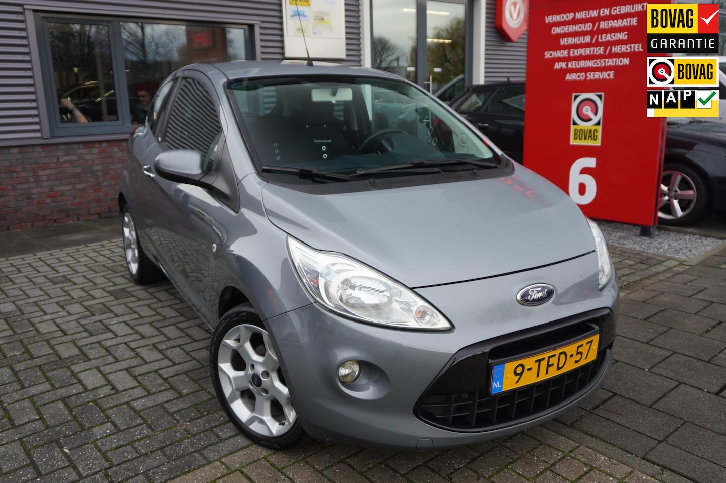 Ford Ka - 1.2 Karakter / Climate control / Radio / LM16'' / NAP - AutoWereld.nl
