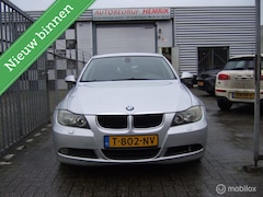 BMW 3-serie - 316i Business Line