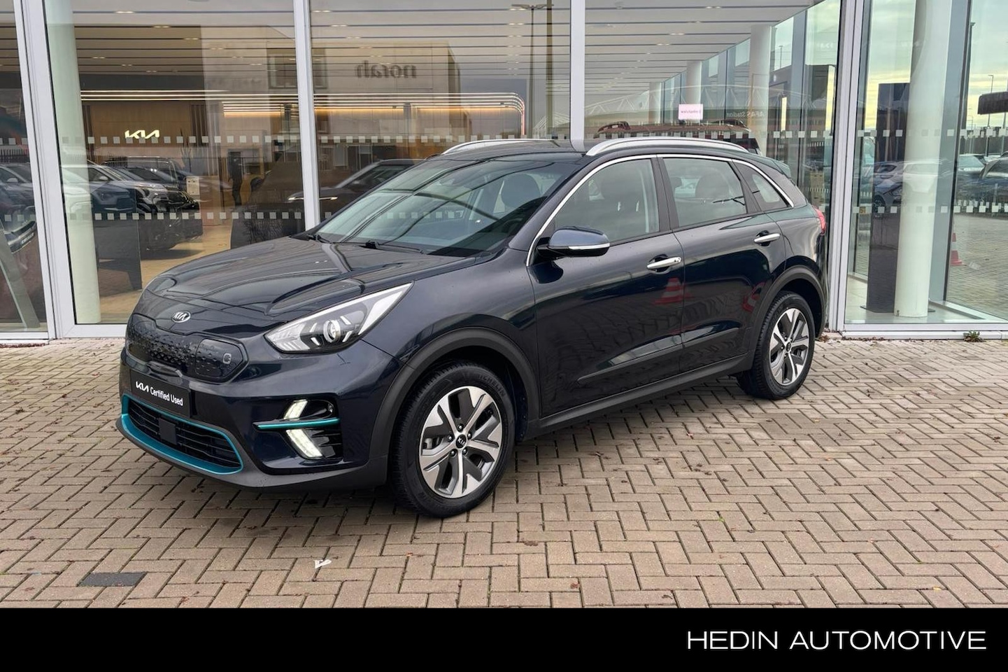 Kia e-Niro - DynamicLine 64 kWh | Stoel- & stuurverw. | Navigatie | Apple CarPlay/Android Auto | DAB | - AutoWereld.nl
