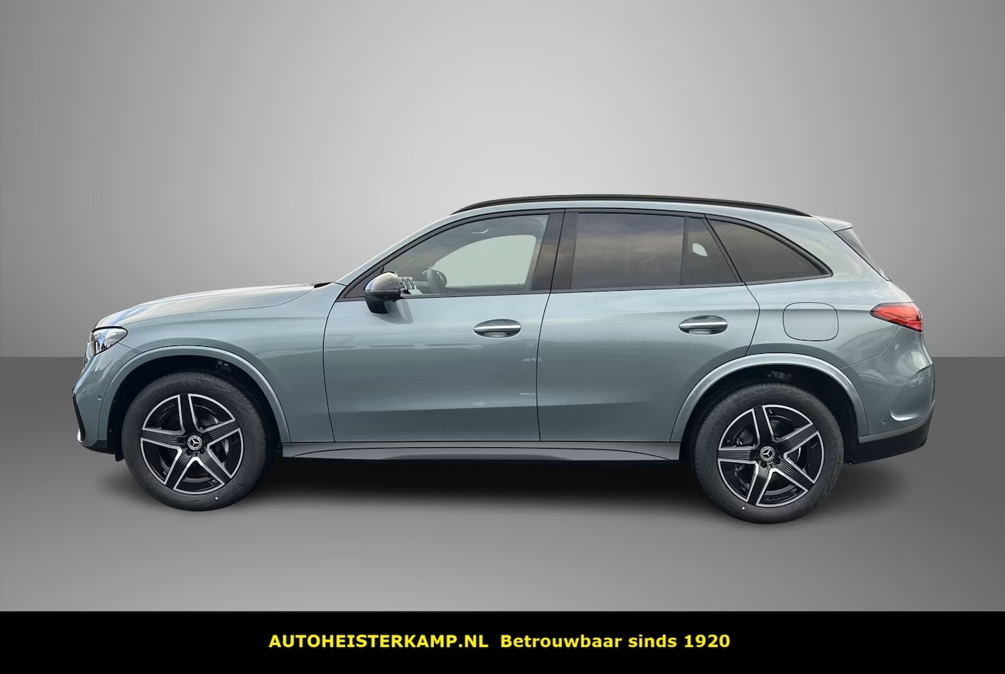 Mercedes-Benz GLC-klasse - 300de 4MATIC AMG Line Plug-in Hybrid Distronic Night Pakket Trekhaak LED Stuurverwarming S - AutoWereld.nl