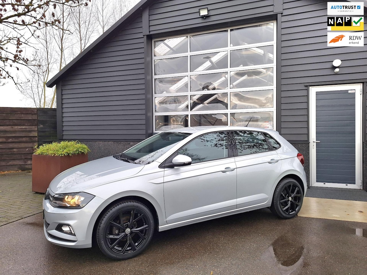 Volkswagen Polo - 1.0 TSI Comfortline Business 1 Eig. BTW-Auto, Full-Map Navigatie, Adap. Cruise-Control, Ai - AutoWereld.nl