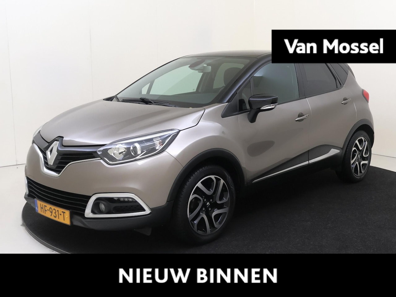 Renault Captur - 0.9 TCe Dynamique | Navigatie | Camera | Trekhaak | All-Season-banden - AutoWereld.nl