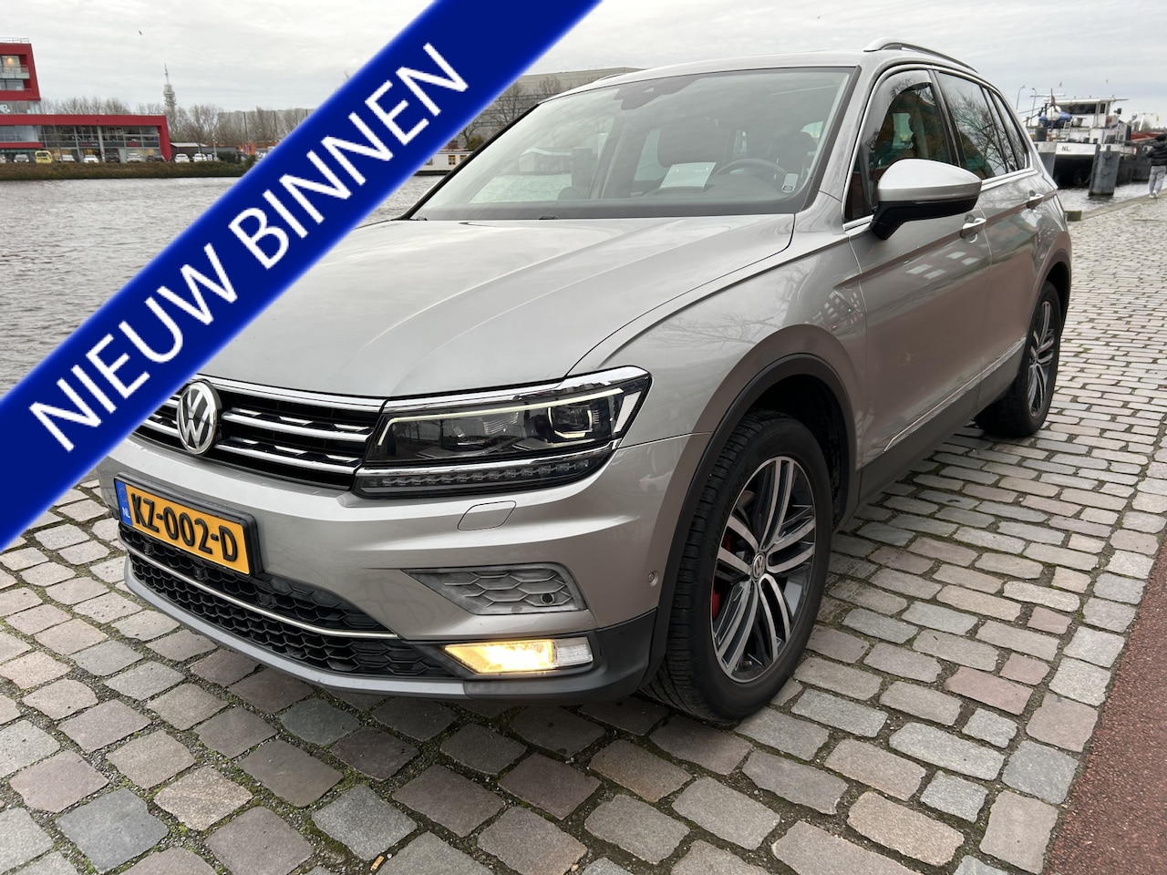Volkswagen Tiguan - 2.0 TSI 4Motion Highline Full Optie !! Nieuwstaat - AutoWereld.nl