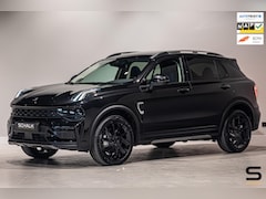 Lynk & Co 01 - 1.5|NAP|Pano|E-stoel|Cam|Black|FullOption|1eig