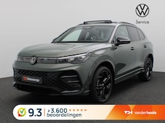 Volkswagen Tiguan - 1.5 eHybrid R-Line Edition 272PK DSG Pano-Schuifdak, Black Style, Achteruitrijcamera, Trek