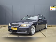 BMW 3-serie Touring - 325i High Executive DEALER OND