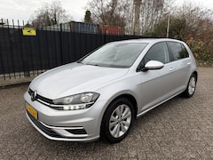 Volkswagen Golf - 1.0 TSI Comfortline Carplay/LED/ACC/Stoelverw/Clima