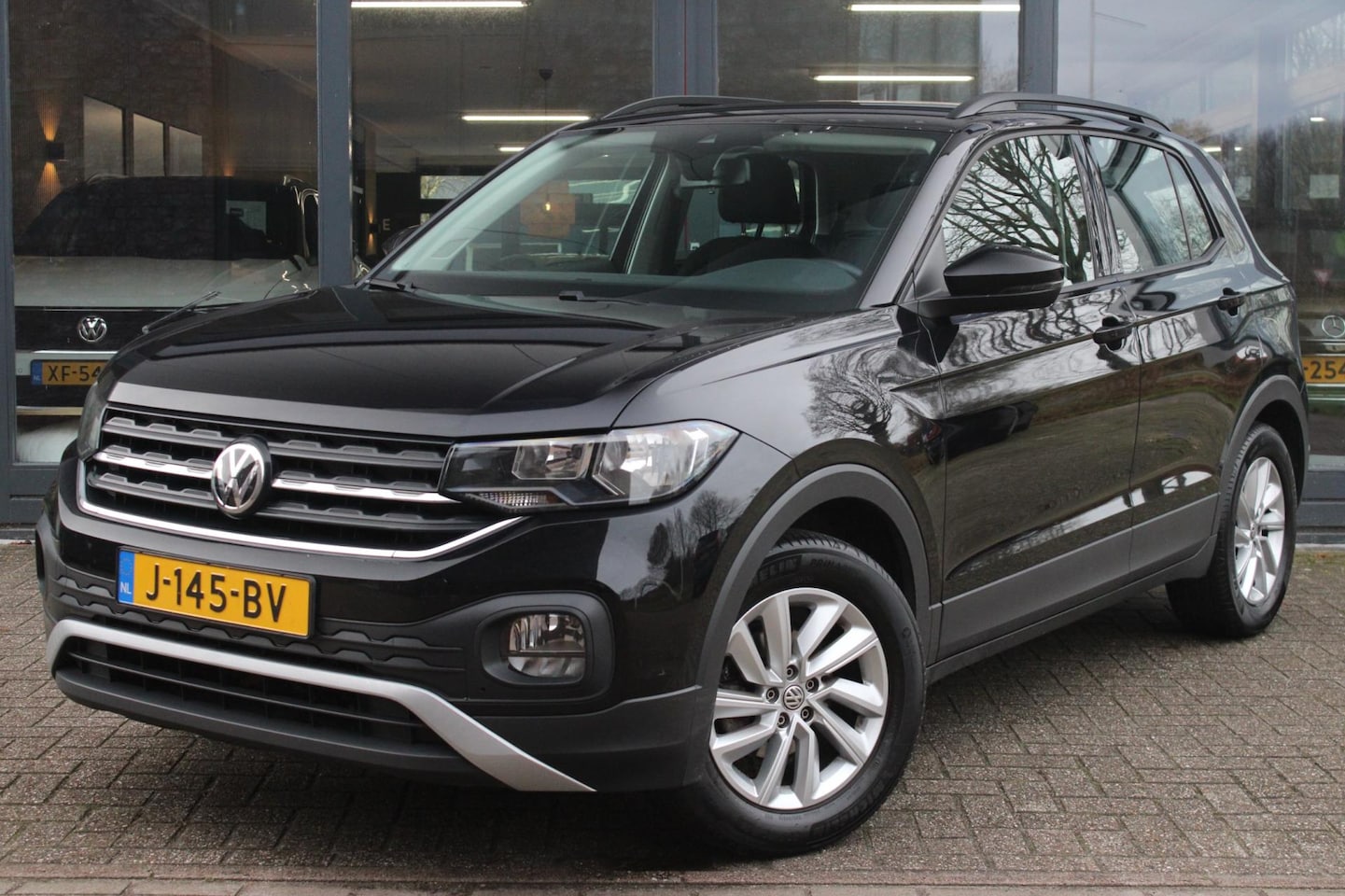 Volkswagen T-Cross - 1.0 TSI Life | Adaptive-Cruise | Carplay| BLIS | Navigatie | Lane-assist | - AutoWereld.nl