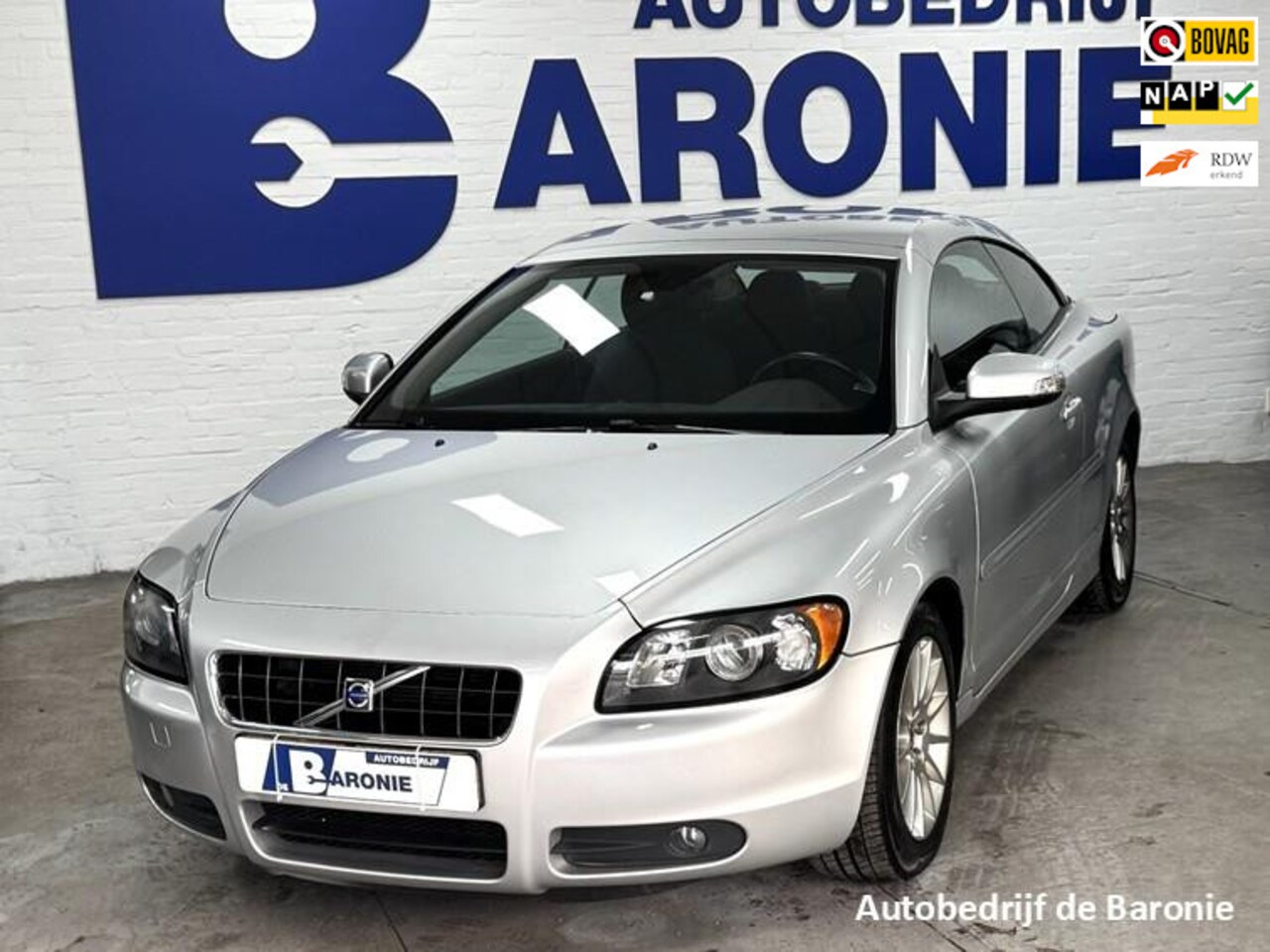 Volvo C70 Convertible - 2.4 Kinetic 2.4 Kinetic - AutoWereld.nl